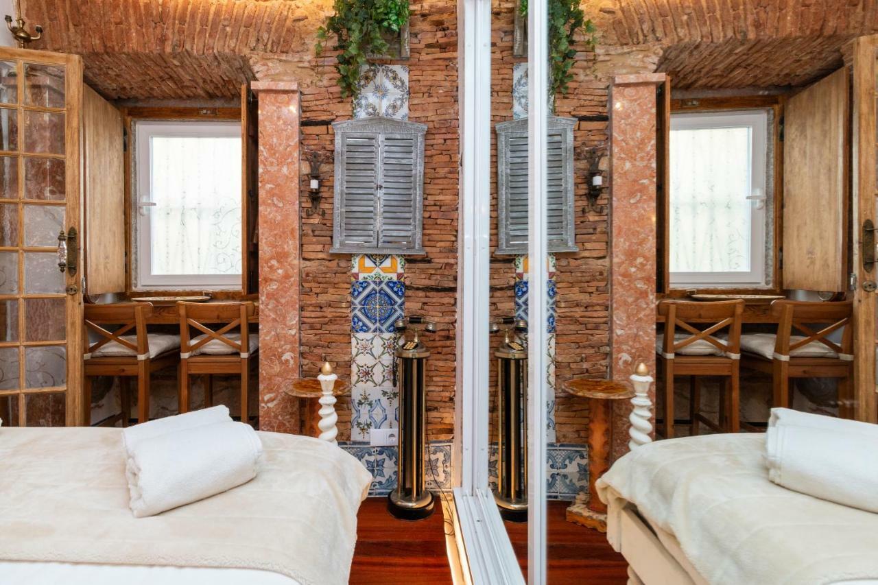 Romantic Medieval Apartment Лиссабон Экстерьер фото